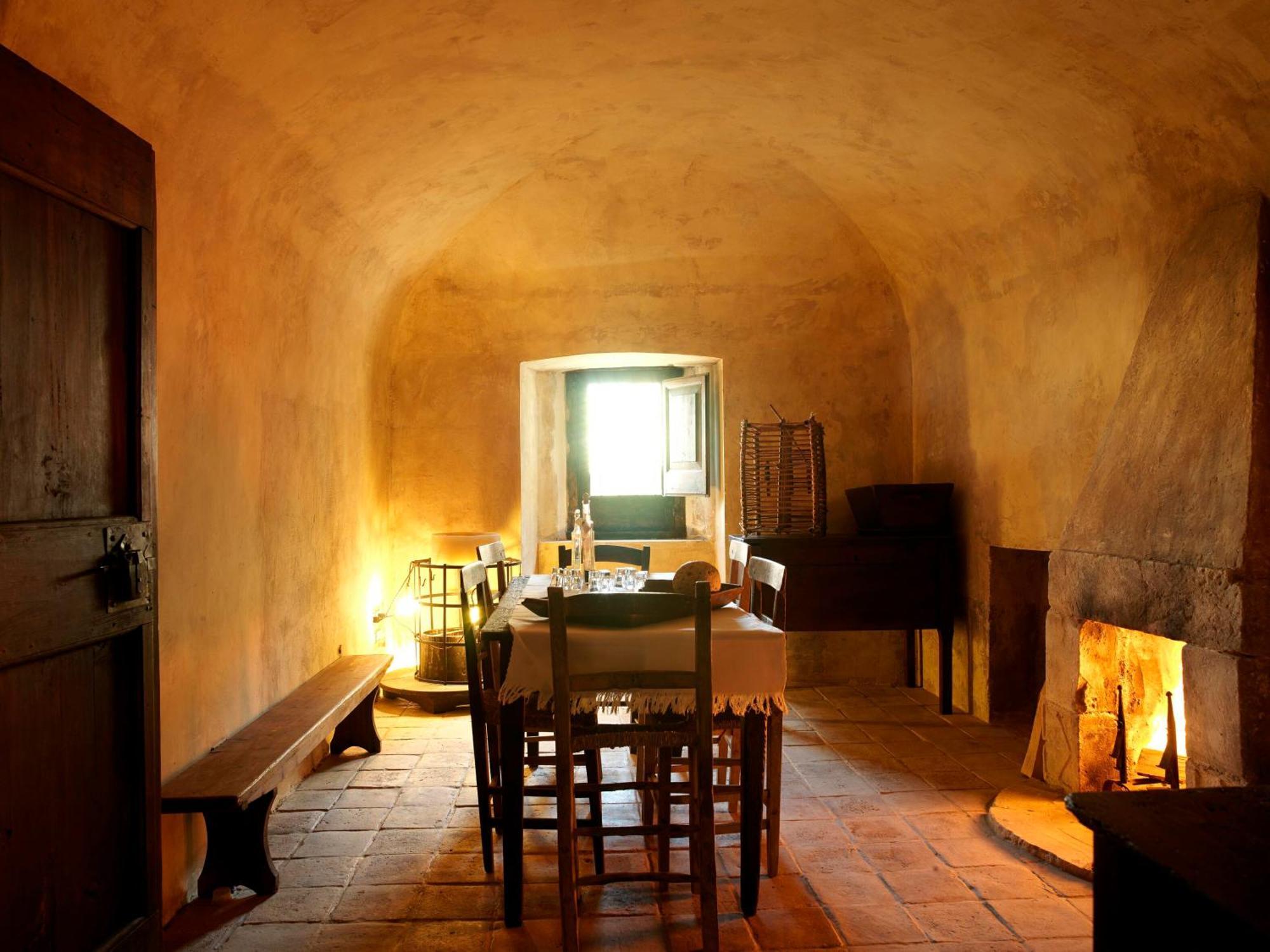 Sextantio Albergo Diffuso Santo Stefano Di Sessanio Esterno foto